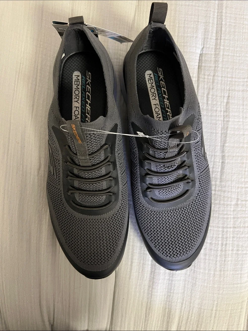 Sketchers relaxed fit memory foam sneakers men’s 12